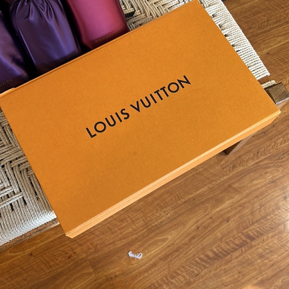 LOUIS VUITTON AUTHENTIC POUCHETTE - Picture 7 of 7